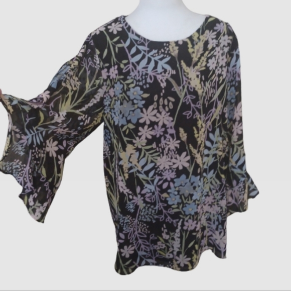NWT Calvin Klein Floral Ruffled 3/4-Sleeve Top Blouse Women's size Large - Picture 2 of 12